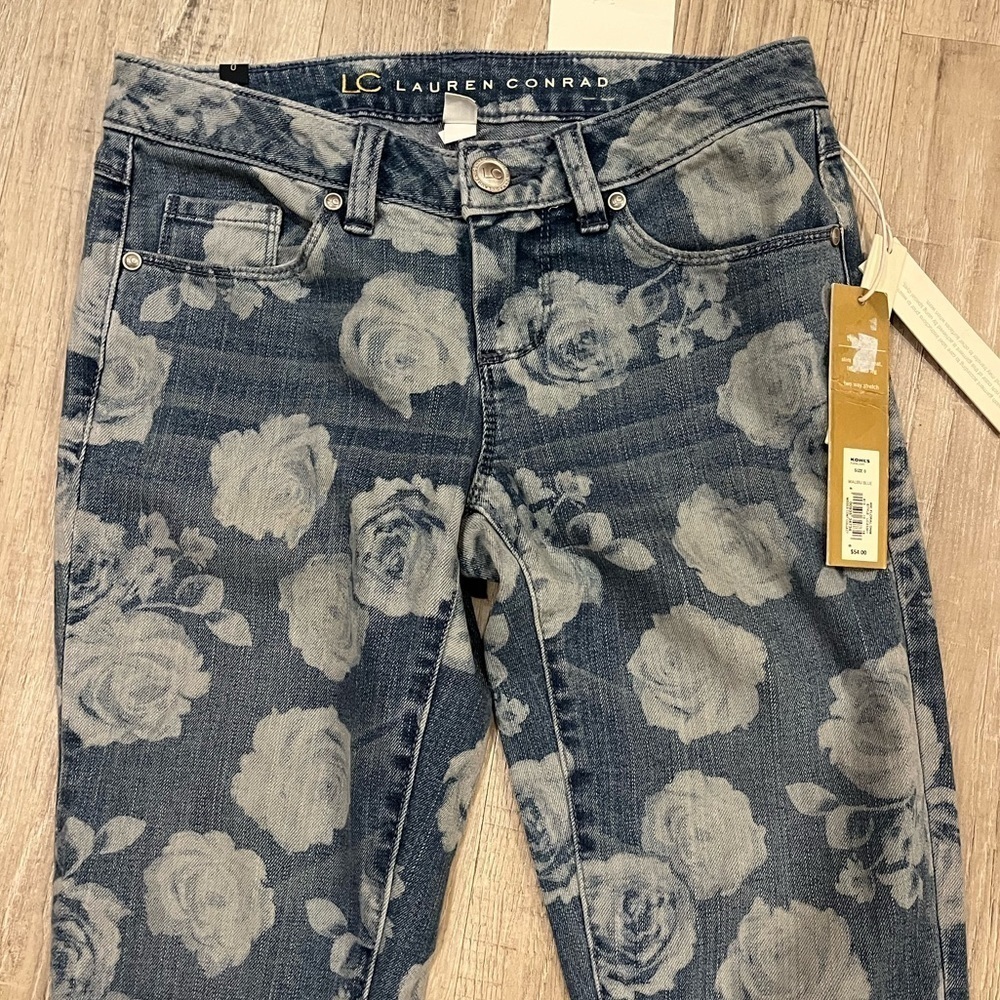 NWT Lauren Conrad Malibu Blue Floral Denim The Pencil Jeans size 0 - Picture 5 of 12